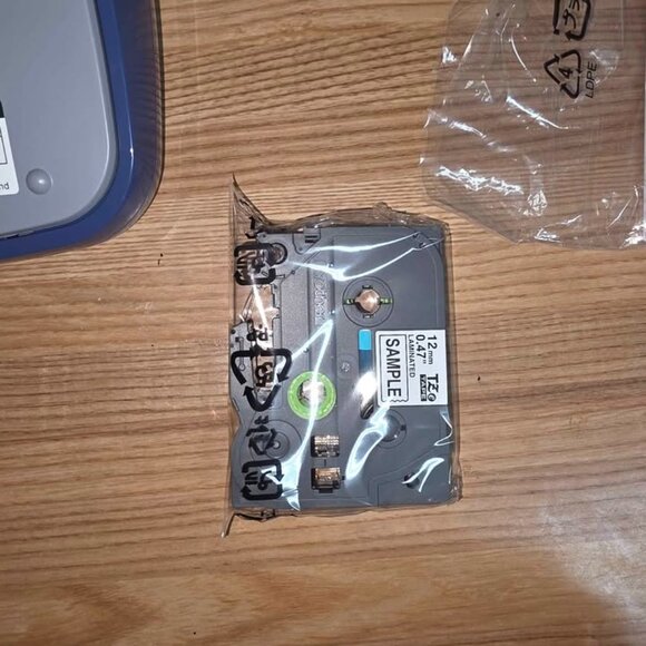 Like-New Brother P-Touch PT-D200G Label Maker with Original Box - Picture 6 of 11